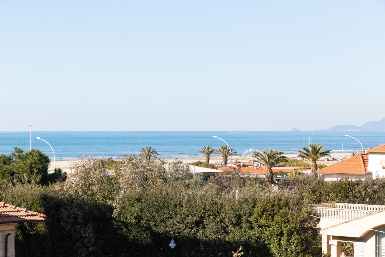 Riviera Residence Marina di Pietrasanta Exterior photo