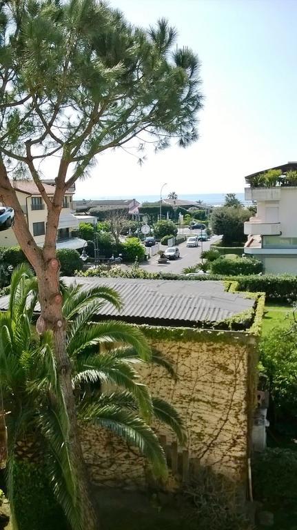 Riviera Residence Marina di Pietrasanta Exterior photo