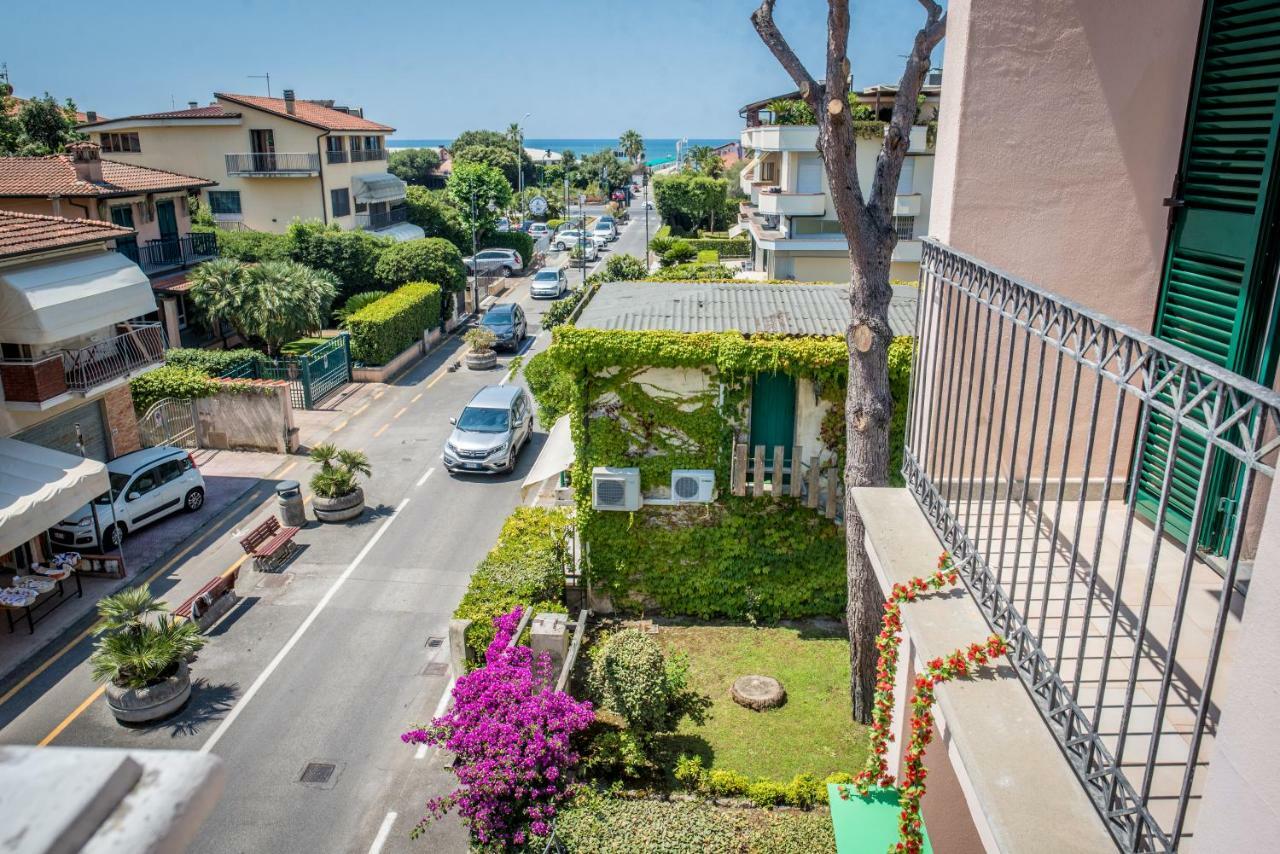 Riviera Residence Marina di Pietrasanta Exterior photo